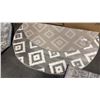 Image 1 : A2ZRUG TRENDY COLLECTION GREY/WHITE PATTERN RUG (160CM X 160CM)