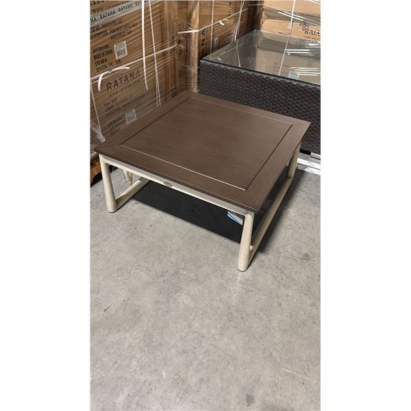 RATANA PARK WEST COFFEE TABLE WITH 32" TOP