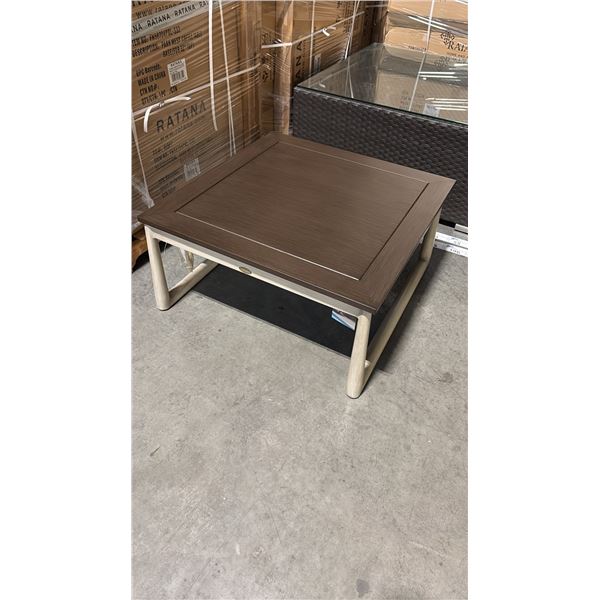 RATANA PARK WEST COFFEE TABLE WITH 32" TOP