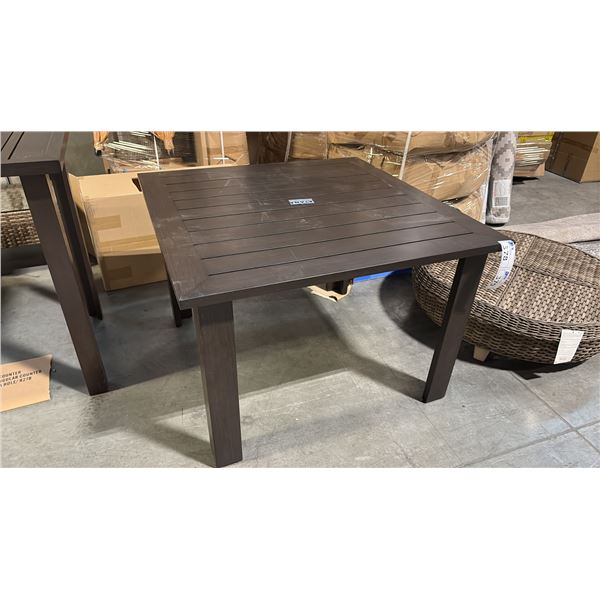 RATANA LIMO METAL PATIO TABLE WITH UMBRELLA HOLE (43" X 43")