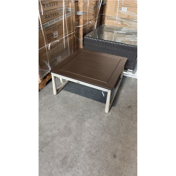 RATANA PARK WEST COFFEE TABLE WITH 32" TOP