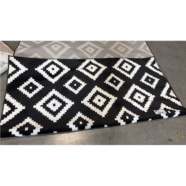 A2ZRUG TRENDY COLLECTION BLACK/WHITE PATTERN RUG (160CM X 230CM)