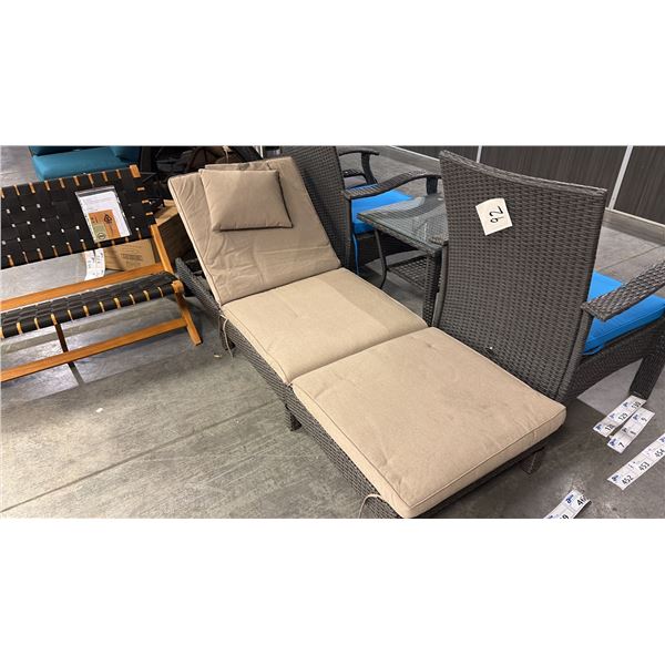 PATIO FLARE BROWN LAURA LOUNGER