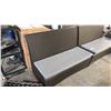 Image 2 : STANFORD GREY 2 SEAT BOOTH *IN BOX*