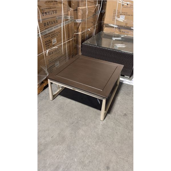 RATANA PARK WEST COFFEE TABLE WITH 32  TOP