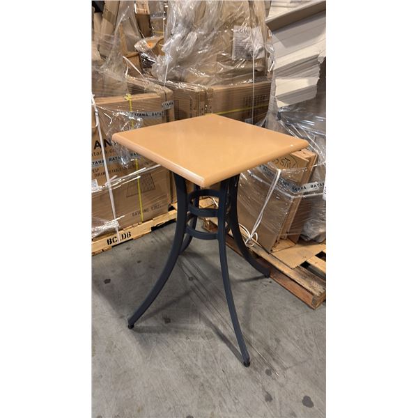 RATANA SEATTLE COUNTER PATIO TABLE BASE WITH APPROXIMATELY 24"X24" TABLE TOP