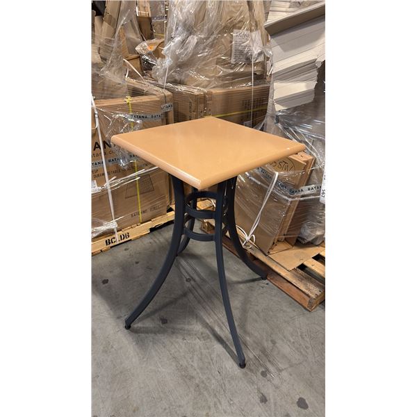 RATANA SEATTLE COUNTER PATIO TABLE BASE WITH APPROXIMATELY 24"X24" TABLE TOP