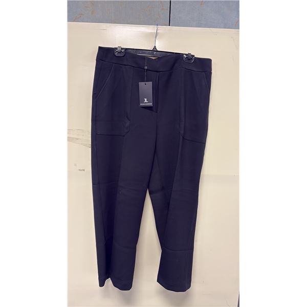 BOX OF JULES & LEOPOLD ASSORTED BLACK PULL ON WIDE LEG CAPRI PANTS