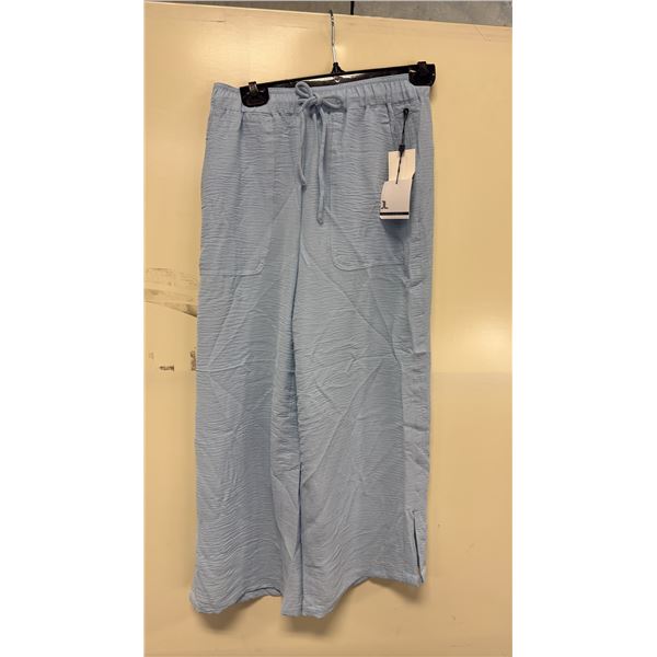 BOX OF JULES & LEOPOLD ASSORTED LIGHT BLUE PULL ON WIDE LEG CROP CAPRI PANTS