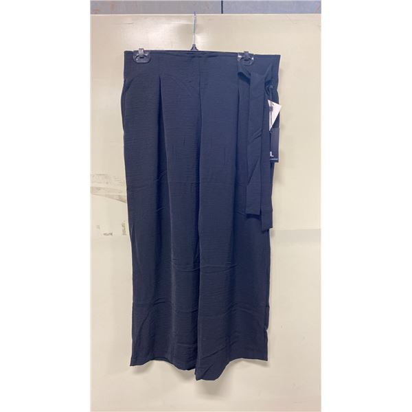 BOX OF JULES & LEOPOLD ASSORTED BLACK PULL ON WIDE LEG CROP CAPRI PANTS