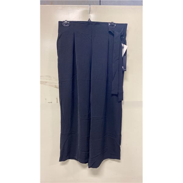 BOX OF JULES & LEOPOLD ASSORTED BLACK PULL ON WIDE LEG CROP CAPRI PANTS