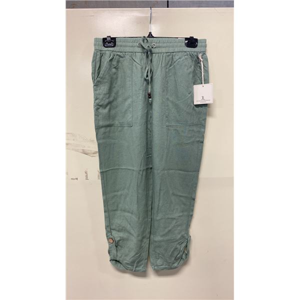 BOX OF JULES & LEOPOLD ASSORTED SAGE CAPRI JOGGER PANTS