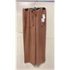 Image 1 : BOX OF JULES & LEOPOLD ASSORTED TAWNY PULL ON WIDE LEG CROP CAPRI PANTS