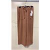Image 1 : BOX OF JULES & LEOPOLD ASSORTED TAWNY PULL ON WIDE LEG CROP CAPRI PANTS