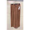 Image 1 : BOX OF JULES & LEOPOLD ASSORTED TAWNY PULL ON WIDE LEG CROP CAPRI PANTS