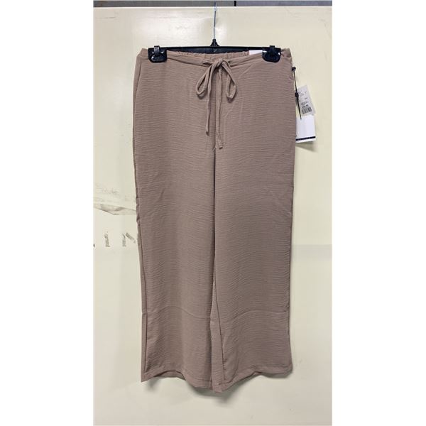 BOX OF JULES & LEOPOLD ASSORTED CAPPUCCINO PULL ON WIDE LEG CROP CAPRI PANTS