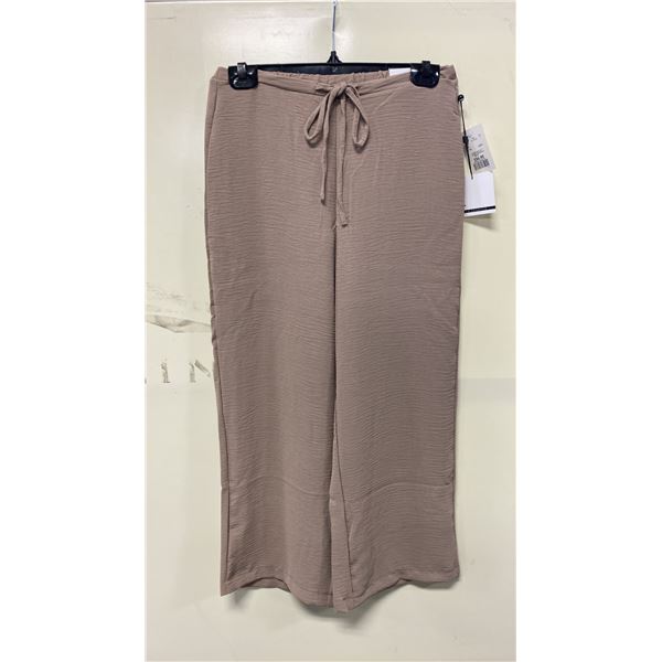 BOX OF JULES & LEOPOLD ASSORTED CAPPUCCINO PULL ON WIDE LEG CROP CAPRI PANTS