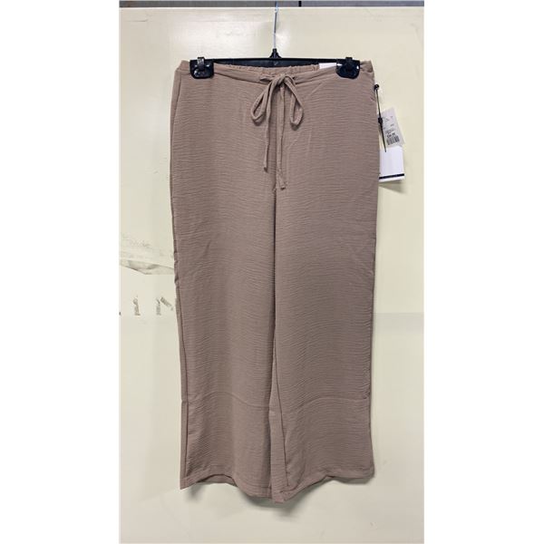 BOX OF JULES & LEOPOLD ASSORTED CAPPUCCINO PULL ON WIDE LEG CROP CAPRI PANTS