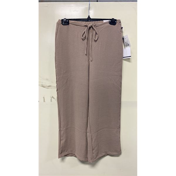BOX OF JULES & LEOPOLD ASSORTED CAPPUCCINO PULL ON WIDE LEG CROP CAPRI PANTS