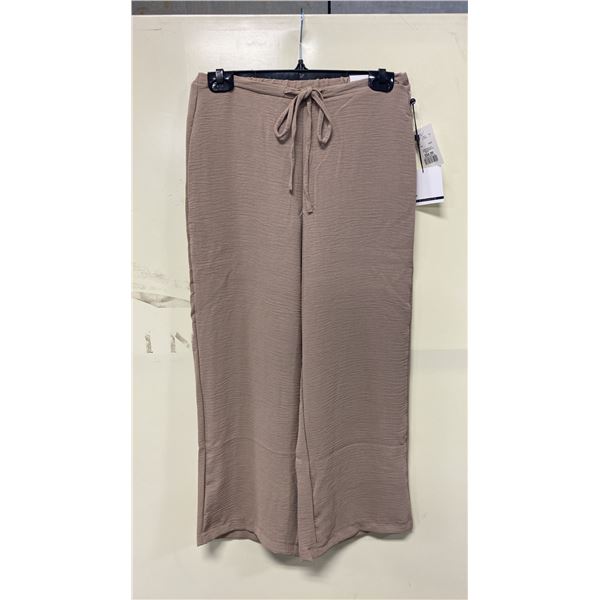 BOX OF JULES & LEOPOLD ASSORTED CAPPUCCINO PULL ON WIDE LEG CROP CAPRI PANTS