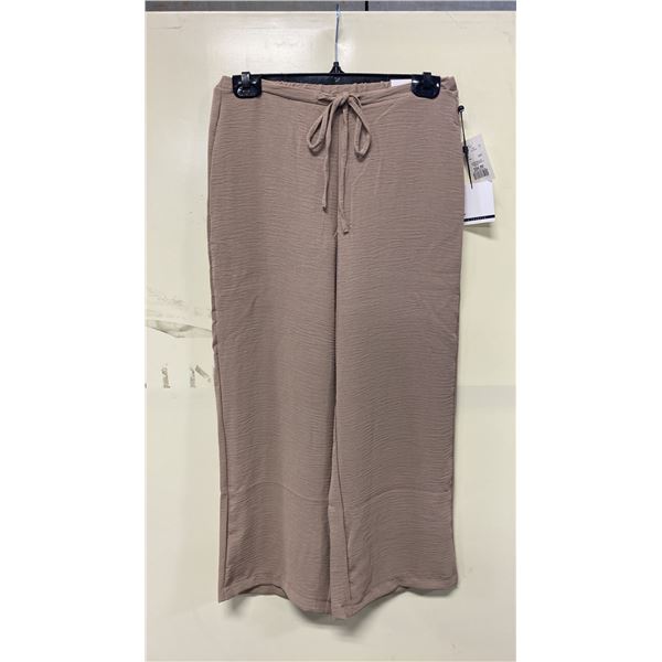BOX OF JULES & LEOPOLD ASSORTED CAPPUCCINO PULL ON WIDE LEG CROP CAPRI PANTS