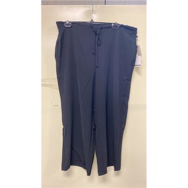 BOX OF JULES & LEOPOLD ASSORTED BLACK PULL ON WIDE LEG CROP CAPRI PANTS