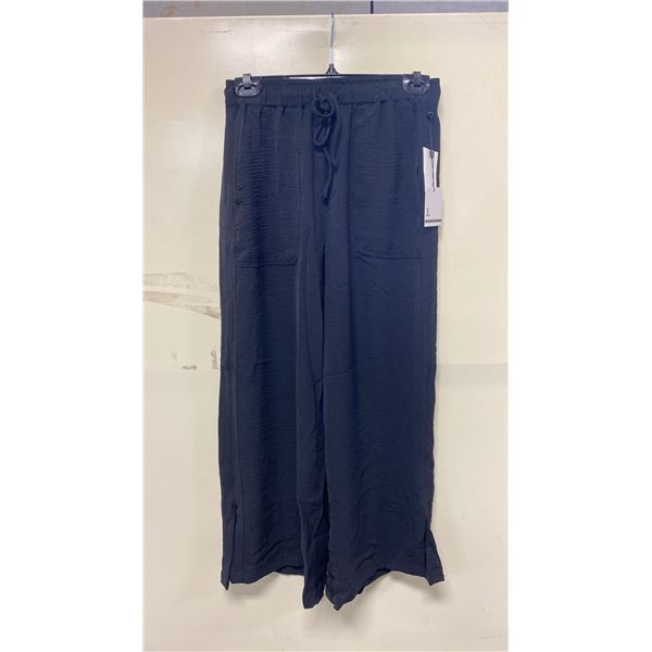 BOX OF JULES & LEOPOLD ASSORTED BLACK PULL ON WIDE LEG CROP CAPRI PANTS