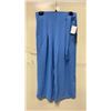 Image 1 : BOX OF JULES & LEOPOLD ASSORTED POOL SIDE PULL ON WIDE LEG CROP CAPRI PANTS