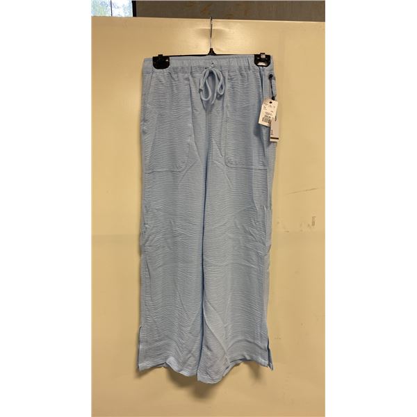 BOX OF JULES & LEOPOLD ASSORTED LIGHT BLUE PULL ON WIDE LEG CROP CAPRI PANTS