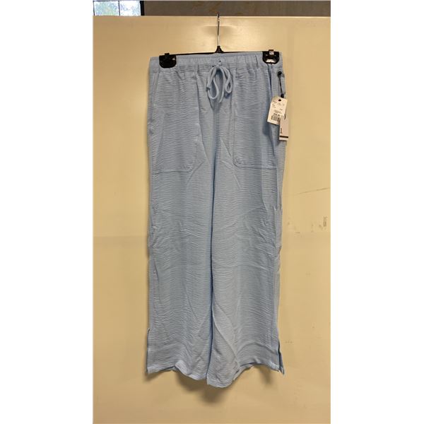 BOX OF JULES & LEOPOLD ASSORTED LIGHT BLUE PULL ON WIDE LEG CROP CAPRI PANTS