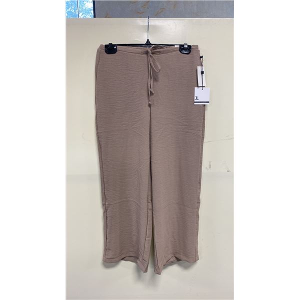 BOX OF JULES & LEOPOLD ASSORTED CAPPUCCINO PULL ON WIDE LEG CROP CAPRI PANTS