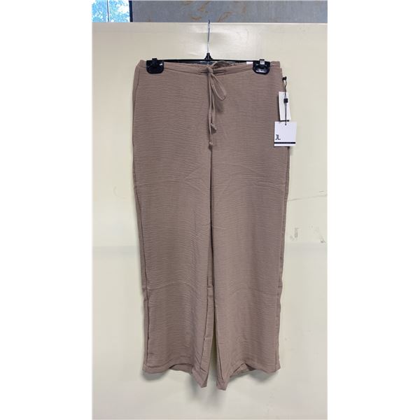 BOX OF JULES & LEOPOLD ASSORTED CAPPUCCINO PULL ON WIDE LEG CROP CAPRI PANTS
