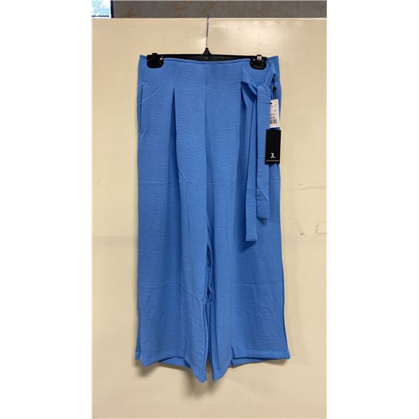 BOX OF JULES & LEOPOLD ASSORTED POOL SIDE PULL ON WIDE LEG CROP CAPRI PANTS