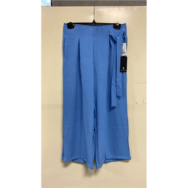 BOX OF JULES & LEOPOLD ASSORTED POOL SIDE PULL ON WIDE LEG CROP CAPRI PANTS