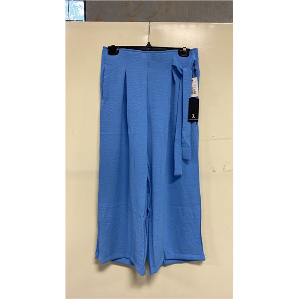 BOX OF JULES & LEOPOLD ASSORTED POOL SIDE PULL ON WIDE LEG CROP CAPRI PANTS