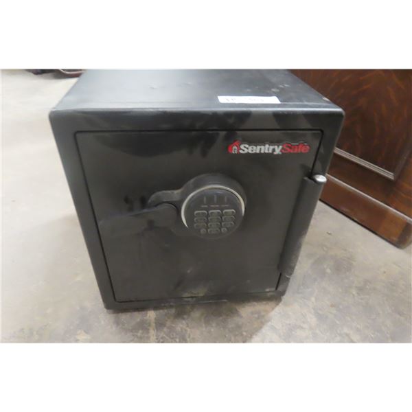 Sentry Safe 18" x 16" x 17" With Combination