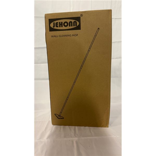 Jehonn Brand - Wall Cleaning Mop $30 Retail