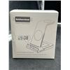 Image 2 : Multifunctional Wireless Charging Station with Time Display and Phone Stand