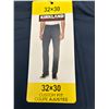Image 3 : Kirkland Signature Men’s 5-Pocket Performance Pants, 32×30