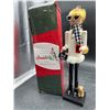 Image 2 : Ornativity OR-216 Lady with Phone Nutcracker Decoration