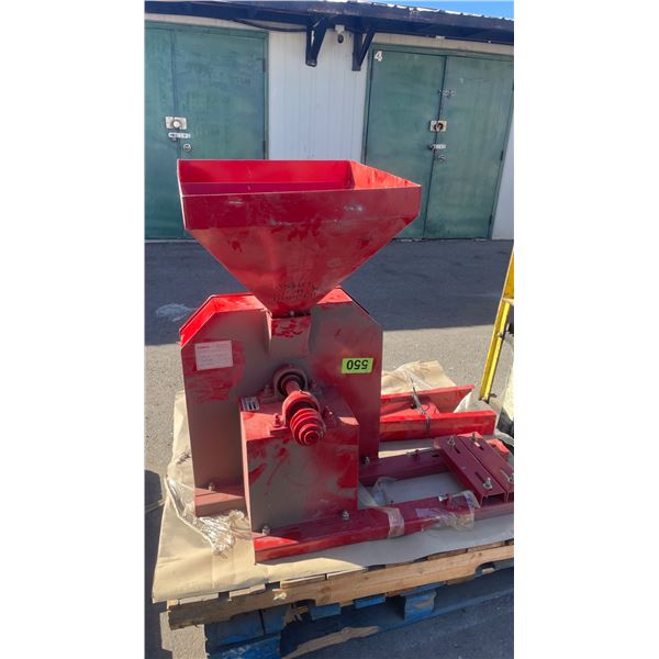 Buhler Farm King Model 760 Hammermill with Serial Number 23002490