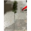 Image 2 : Lot of 12 Artificial Bamboo Stems, 25x109cm, Green