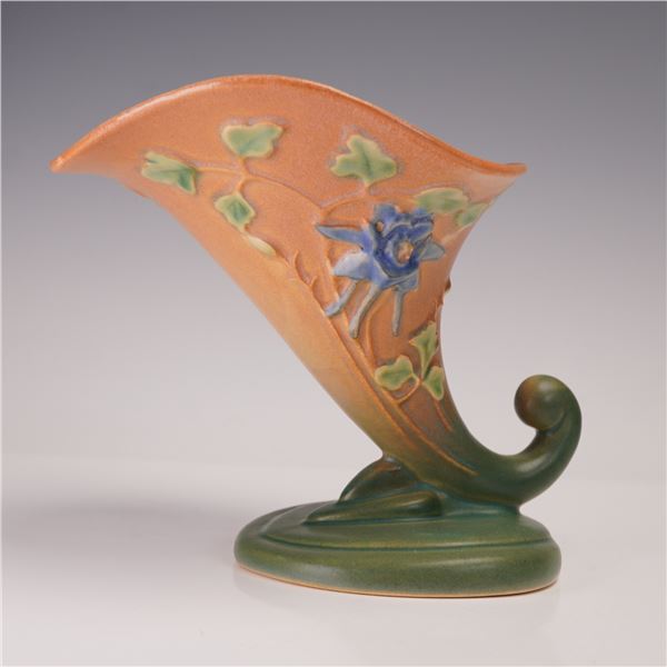 Roseville Pottery Columbine Cornucopia Vase, 149-6