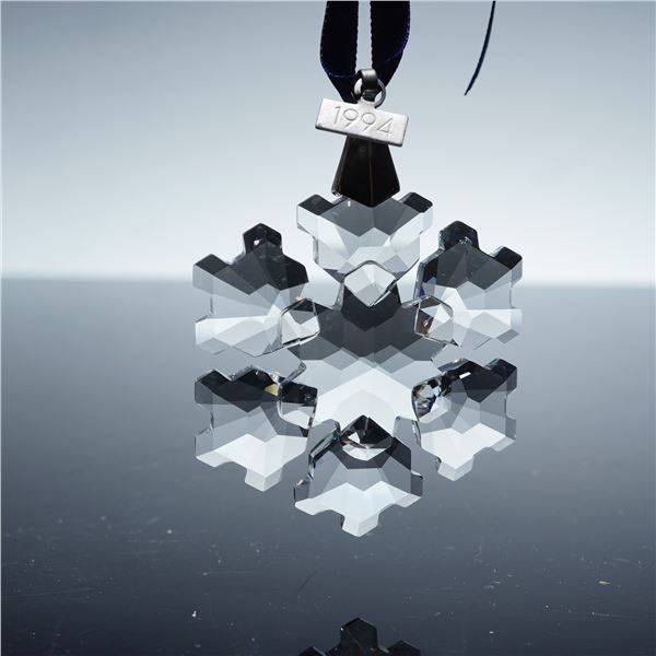 Swarovski Crystal Holiday Ornament, 1994 Annual Edition Snowflake