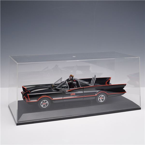 Hot Wheels 1:18 Batman Classic TV Series Batmobile