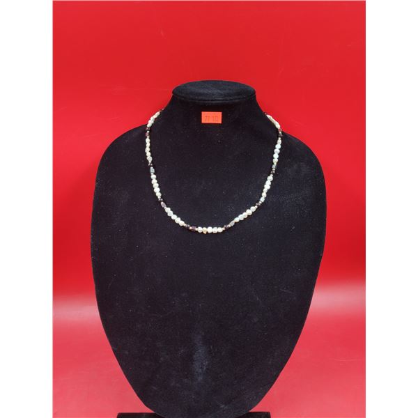 Water Pearls & Onyx Beads Necklace