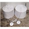 Image 1 : 2 Pendant Lights