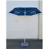 Image 1 : Vancouver Island Brewing Umbrella w/ Stand