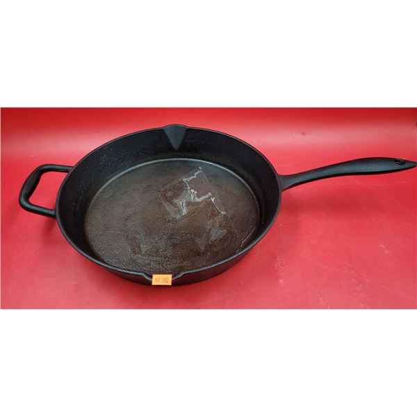 Lagostina Cast Iron Pan