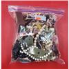 Image 1 : Lot Of Assorted Costume Jewelry